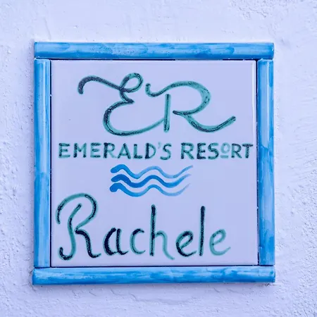 Emerald's - Rachele
